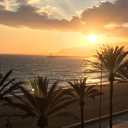 Apartamento 1ª Linea De Mar Almeria Ngoại thất bức ảnh