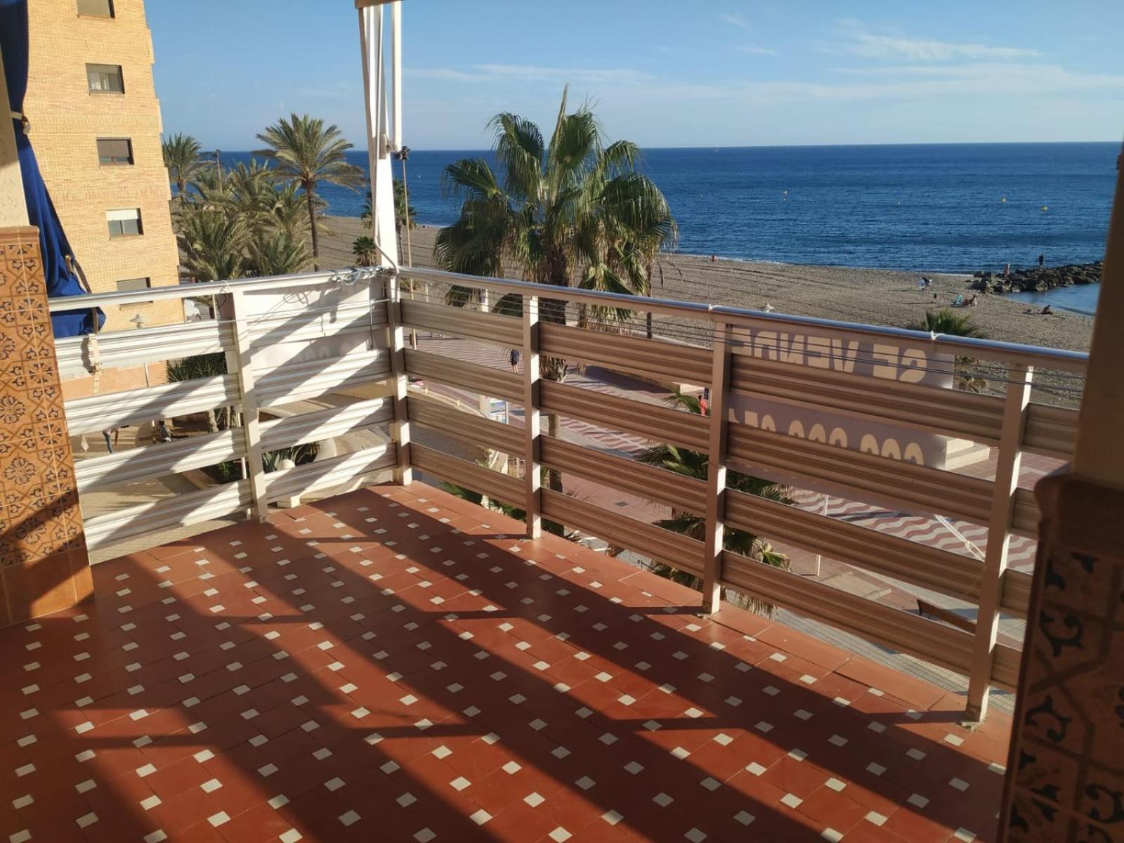 Apartamento 1ª Linea De Mar Almeria Ngoại thất bức ảnh